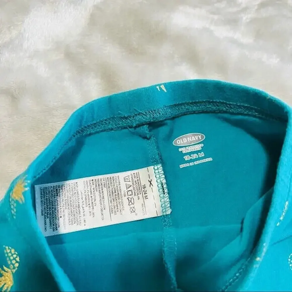 Old Navy Baby Girl Teal Pineapple Capri Leggings – Size 18–24M
